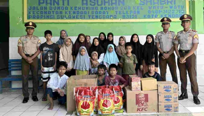 Cuti Perdana, 3 Taruna Akpol Asal Kendari Gelar Bakti Sosial di Panti Asuhan