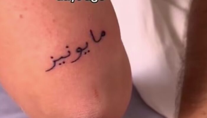 Viral! Turis Swedia Ini Bikin Tato Bahasa Arab, Artinya Bikin Ngakak