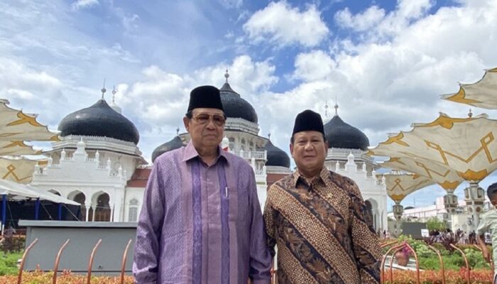 Peringati 19 Tahun Tsunami Aceh, Prabowo dan SBY Kunjungi Masjid Baiturrahman