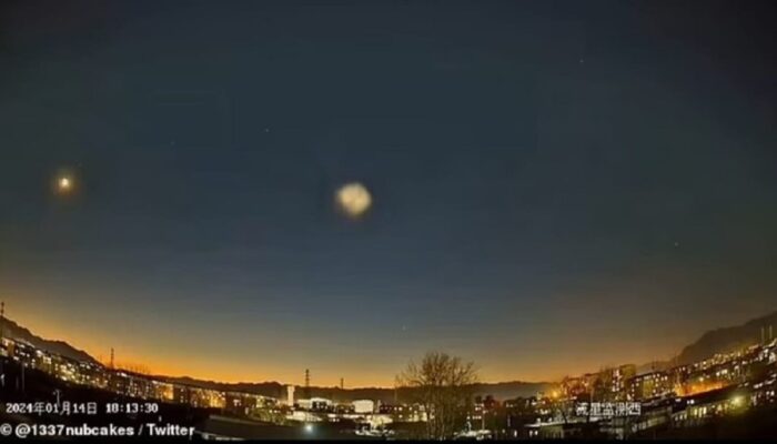 Viral! Penampakan UFO di Langit China Ini Sukses Bikin Heboh Netizen