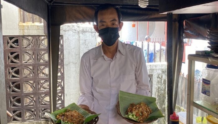 Viral! 4 Penjual Makanan Ini Wajahnya Mirip Politisi, Nomor 4 Mirip Jokowi