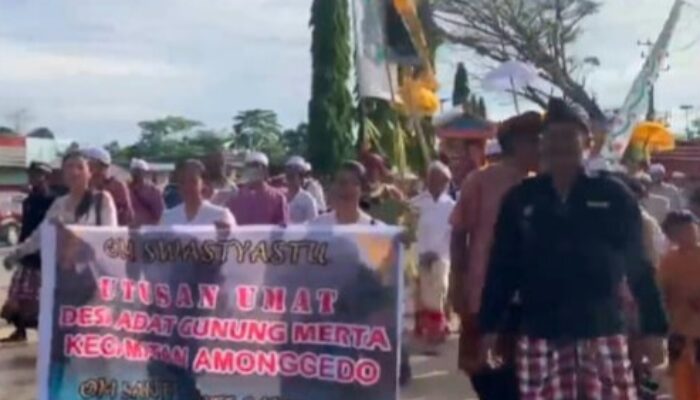 Jelang Hari Raya Nyepi, Ribuan Umat Hindu di Konawe Gelar Upacara Melasti di Bendungan Ameroro