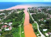 Limbah PT RJL Diduga Jadi Biang Penyebab Keruhnya Air Muara Sungai di Kolut