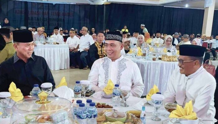 Foto Moment ASR dan Ketua Gerindra Sultra Buka Puasa Bersama, Sinyal Koalisi Pilgub 2024