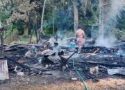 Tragis! Suami Istri di Konsel Nyaris Tewas Terbakar Bersama Rumahnya