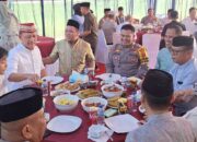 Hari Lebaran, Kapolres Konut Bersama PJU Silaturahmi di Kediaman Bupati dan Wakil Bupati