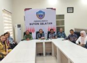 Komitmen Pj Bupati Busel Parinringi Kendalikan Inflasi Melalui Pasar Murah Hingga Subsidi BBM