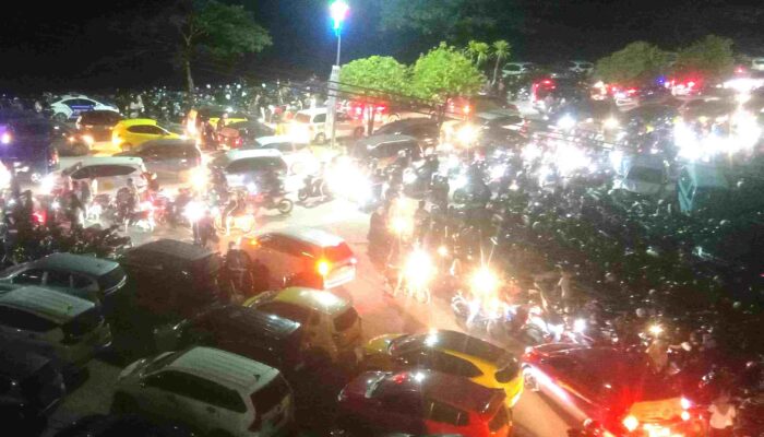 Tukang Parkir Panen Saat Konser Dewa 19 di Kendari, Tarif Motor Rp 10 Ribu