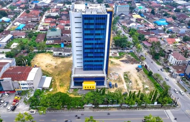 Tower Bank Sultra