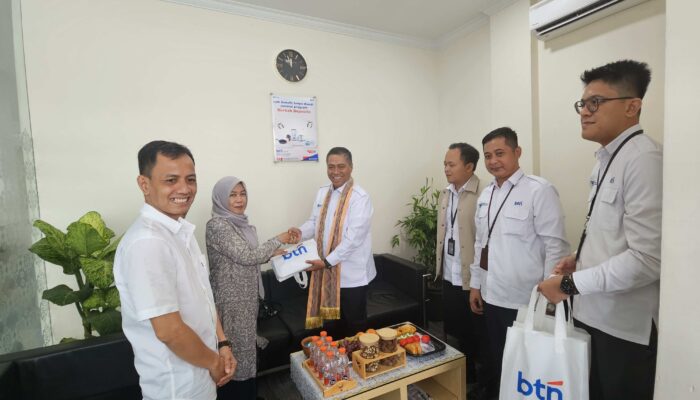 Hari Pelanggan Nasional, Direksi Bank BTN Syariah Apresiasi Nasabah di Kendari