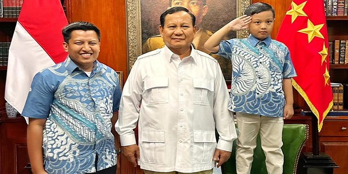 Viral! Usai Tiru Gaya Saat Debat Pilpres, Seorang Siswa SD di Parepare Diundang Prabowo