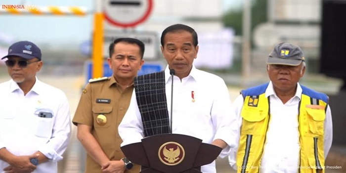 Presiden Jokowi Targetkan Tol Trans Sumatera Tembus 1.100 KM Akhir Tahun Ini