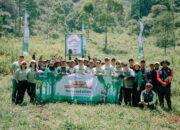 Peringati HUT ke-10, Waskita Beton Precast Tanam 1.000 Pohon Trembesi di Bandung