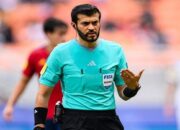 Pimpin Laga dengan Adil, Instagram Wasit Omar Ali Banjir Pujian dari Netizen Indonesia