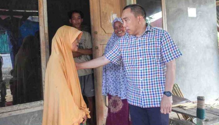 Blusukan di 4 Lokasi, Pasangan AJP-ASLI Paparkan 20 Program Jawab Keluhan Warga