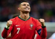 Cristiano Ronaldo Kasih Kode Lagi Belum Mau Pensiun