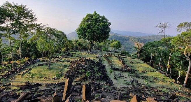 Gunung Padang