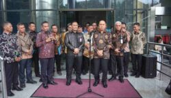 Gubernur Sultra Andi Sumangerukka