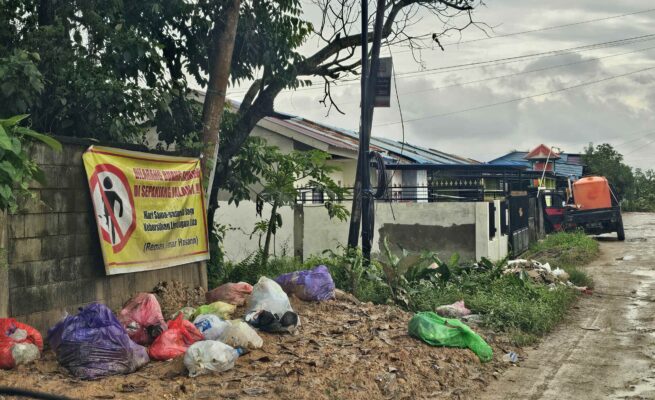 Buang sampah sembarang