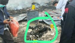 Pabrik Ban Terbakar